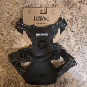 Eddie Bauer Black Pet Harness